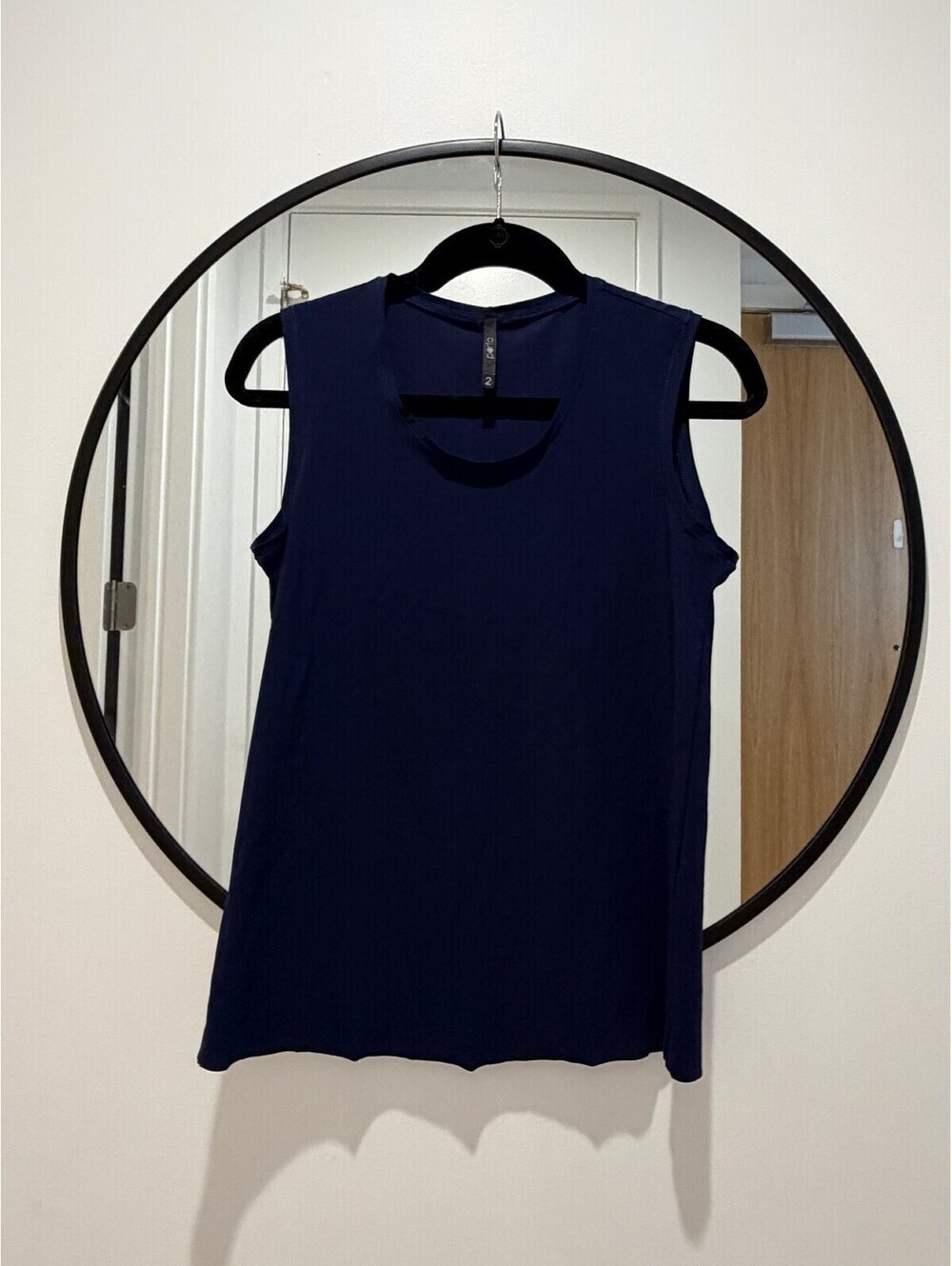 Porto San Francisco Navy Sleeveless Luxury Travel Top Size 2 Medium